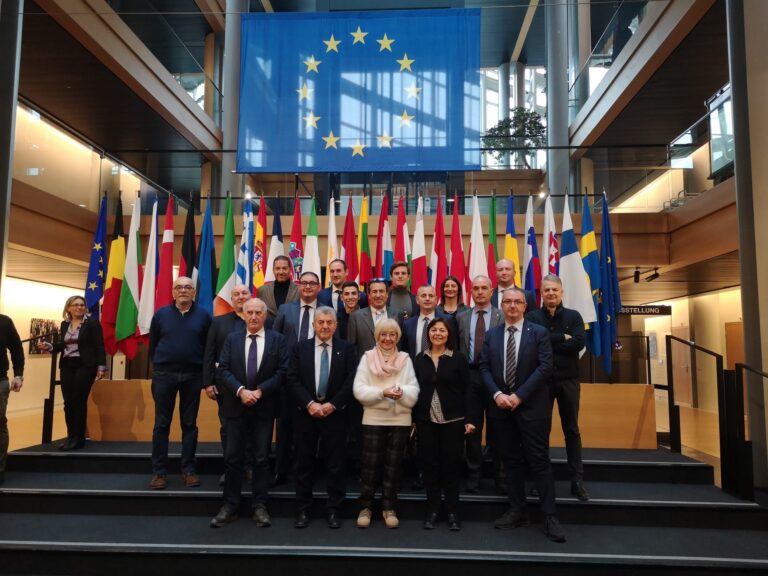 Strasburgo, 2022 – Visita al Parlamento Europeo di Strasburgo, con la delegazione di Pavia, organizzata dall’On. Carlo Fidanza